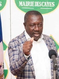 Haiti - Politics : «The development of Les Cayes goes through opening to foreign capital» dixit Mayor Fortuné  