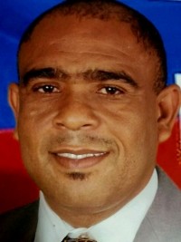 Haiti - Jacmel : Mayor Marky Kessa, slapped by a Justice of Peace !