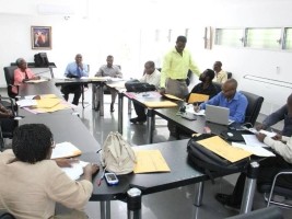 iciHaiti - Education : Threatened with sanctions some schools file their lists...