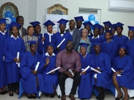 iciHaïti - Tourisme : 69 nouveaux diplômés de l'École Hôtelière d'Haïti