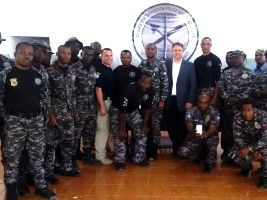 iciHaïti - USA : Vers des formations spécialisées pour le SWAT