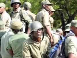 Haiti - Army : Ineffective threats against false military