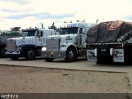 iciHaiti - Politics : 15 Dominican trucks of contraband goods seized in Haiti