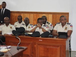 iciHaiti - Road safety : The PNH High Staff in front of the Senate