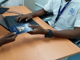 Haïti - FLASH : Réunification familiale au Chili, l’OIM ouvre son premier centre de services de VISA en Haïti