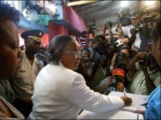 Haiti - Elections : Mirlande Manigat has voted