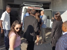 Haiti - Health : A delegation from Brazil visits the National Ambulance Center