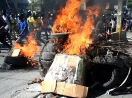 Haïti - Politique : Le Ministre de l’intérieur appelle au calme et annonce des mesures