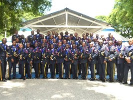 Haiti - Security : Graduation of 67 new police commissioners