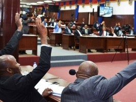 Haiti - Politic : Parliamentary holidays without return