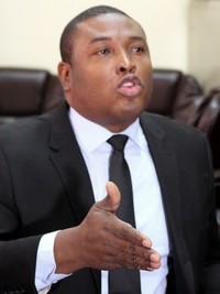 Haïti - FLASH : Le Commissaire du Gouvernement Me Paul Eronce Villard démissionne