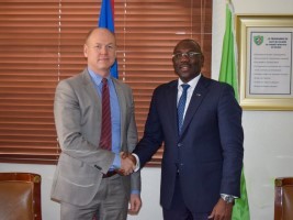 Haiti - Politic : The Ambassador of Canada visits the Mayor of Delmas
