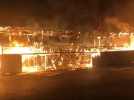 Haiti - FLASH : Police protesters set fire to Champ-de-Mars
