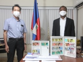 Haiti - Education : Delivery of keys to 12 new fundamental schools built by Japan