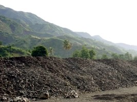 Haiti - Politic : Monitoring of works on the Tiburon river