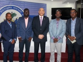 Haiti - MHAVE : Two organizations of the diaspora meet Minister Day
