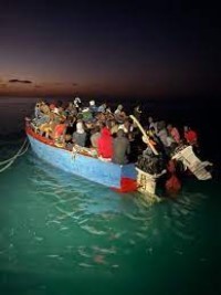Haiti - Turks and Caicos : 380 Haitian boat-people intercepted off West Harbor Bluff