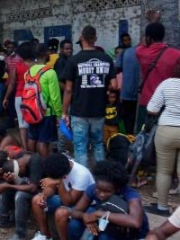 Haïti - FLASH : Près d’un millier d’haïtiens échappent aux contrôles militaires et entre au Mexique