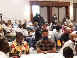 iciHaiti - Politic : The PM Meets representatives of more than 200 popular organizations