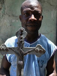 Haïti - FLASH : Le sculpteur renommé Anderson Belony assassiné au Village de Noailles