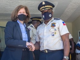 iciHaïti - Sécurité : Importante réunion du haut commandement de la PNH avec des officiels américains