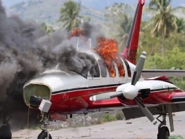 Haïti - FLASH : Violente manifestation au Cayes, plusieurs victimes, un avion incendié