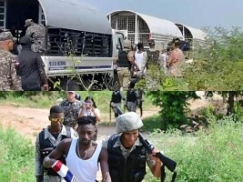 Haiti - FLASH : Illegal Haitians attack Dominican immigration staff