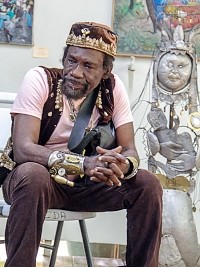 iciHaïti - Centre d’Art : Restitution de la carte blanche du sculpteur Lionel Saint Eloi (Vidéo)