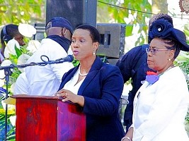 iciHaiti - Cap-Haitien : Private ceremony in the garden of the Moïse family
