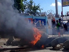 iciHaiti - Social : 2nd day of demonstration, at least 2 dead and 5 wounded by bullets