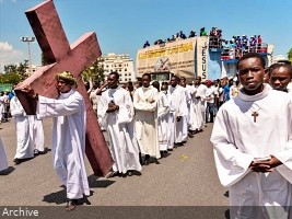 Haiti - Easter : Despite the insecurity thousands of Haitians made the Way of the Cross