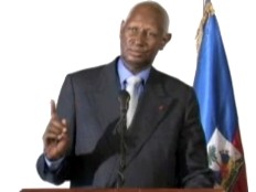 Haiti - Reconstruction : Abdou Diouf reiterated the support of the Francophonie to Haiti