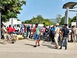 iciHaïti - Économie : Reprise des activités commerciales bilatérales au poste frontière d'El Carrizal