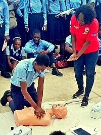iciHaïti - Lycée Kenscoff : Formation sur les gestes qui peuvent sauver des vies
