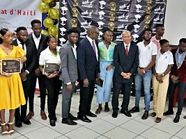 Haïti - UEH Awards : Étudiants et entités distingués pour leurs réalisations au cours de l’année 2023 (Liste)