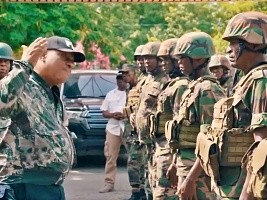Haiti - Politic : PM visits and motivates special units of the PNH and soldiers of the FAd’H
