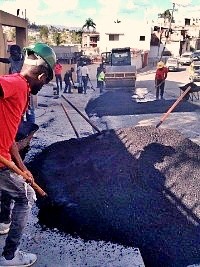 Emergency work to facilitate traffic in downtown Port-au-Prince