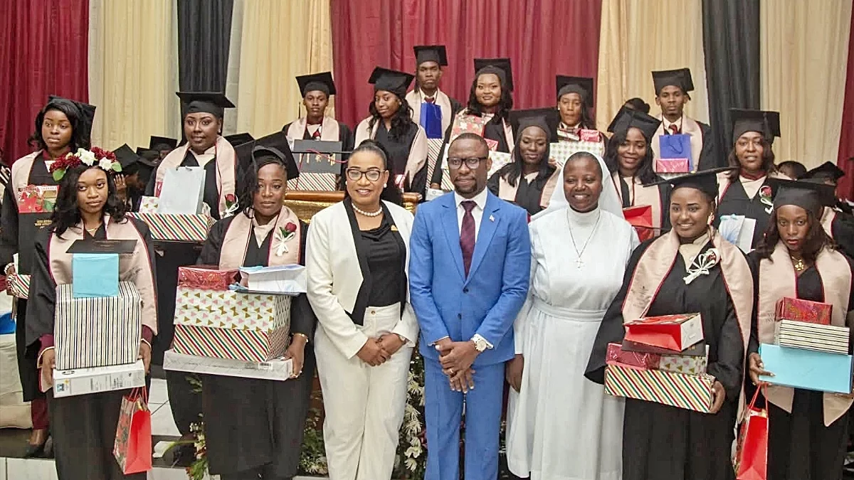 Tourism : Graduation Ceremony of the Marie Auxiliatrice Hotel School of the Salesian Sisters