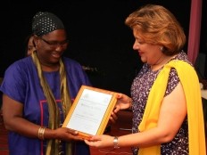 Haiti - Social : Sophia Martelly salutes the courage of women activists