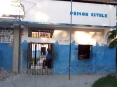 Haïti - Prisons : Cayes 5 évadés au moins