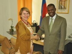 Haïti - Diplomatie : Le Ministre de la Culture à reçu l’Ambassadrice de Suisse