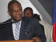 Haiti - Justice : The Minister of Justice trivializes the revocation of Sénatus