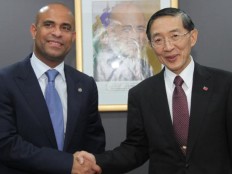 Haiti - Politic : Laurent Lamothe met the Chancellor David Lo Yung Lin