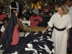 Haiti - Economy : Pamela White wishes to make extend the HOPE Act