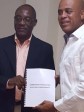 iciHaiti - FLASH : The Evaluation Commission hands its report to President Martelly
