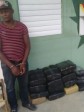 Haiti - Dominican Republic : Drug seizure at the border