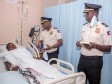 iciHaiti - PNH : Visit to injured police officer Réginald Vieux