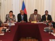 Haïti - Politique : Michel Martelly, renouvelle officiellement sa confiance au Dr Garry Conille